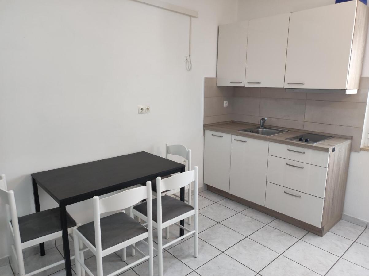 Apartments Kampor Damira 拉布 外观 照片