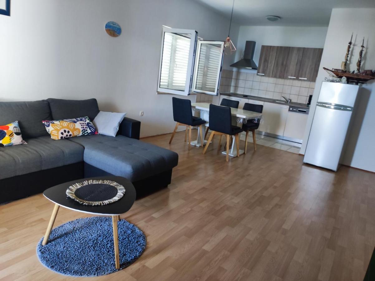 Apartments Kampor Damira 拉布 外观 照片